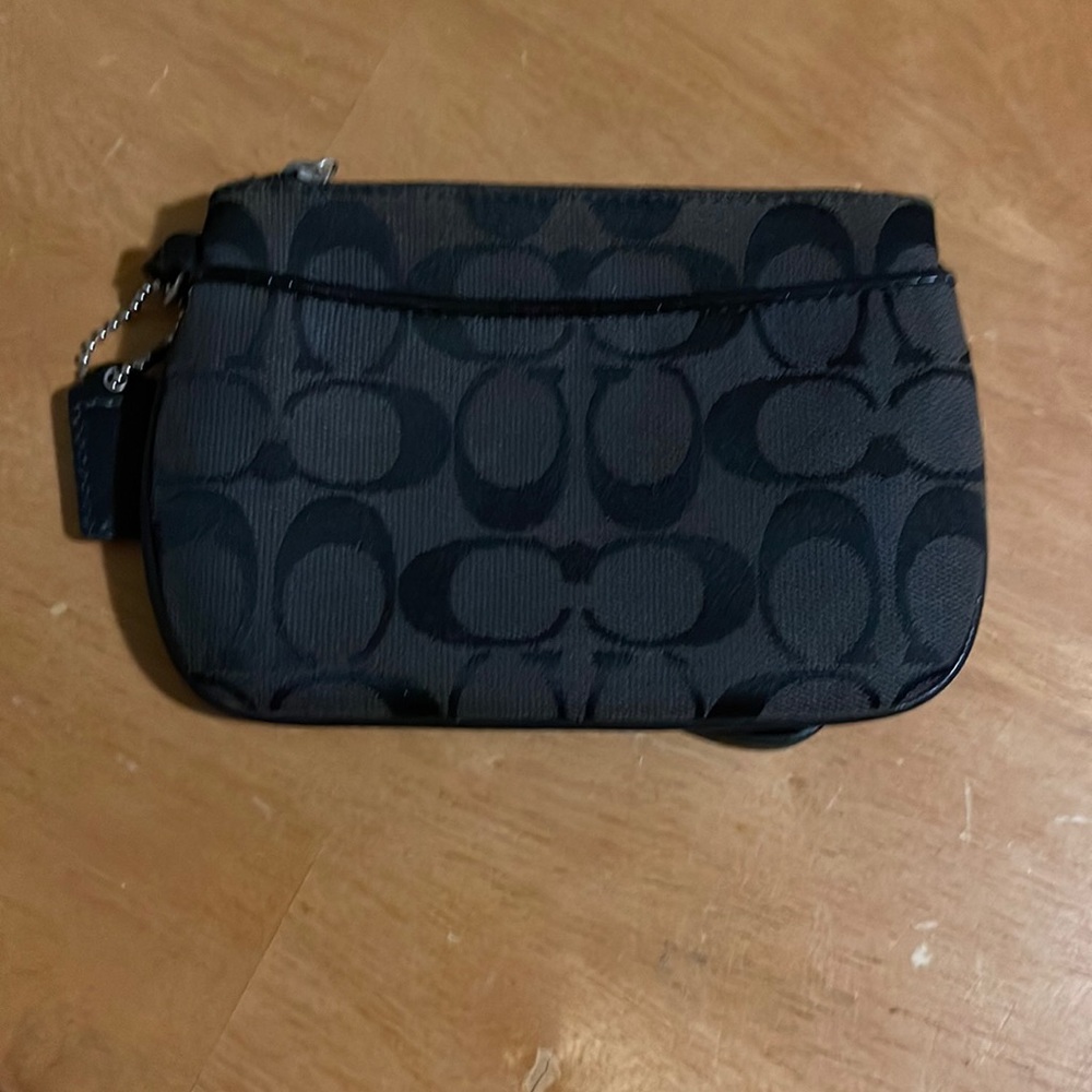 Small coach wristlet/coin purse